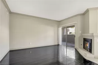 Photo #5: 2529812 Listing