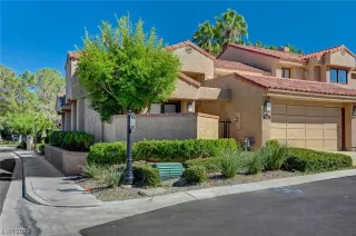 Photo #1: 2529842 Listing 