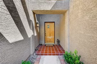 Photo #3: 2529842 Listing 