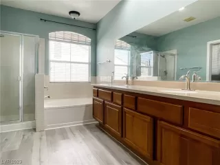 Photo #4: 2529843 Listing