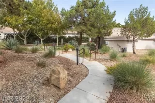 Photo #3: 2529917 Listing