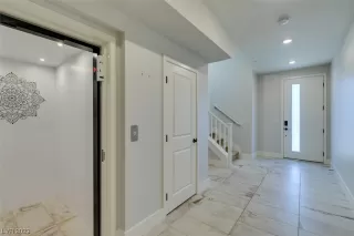 Photo #4: 2529929 Listing 