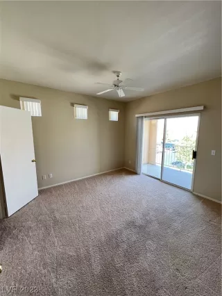 Photo #5: 2529951 Listing 