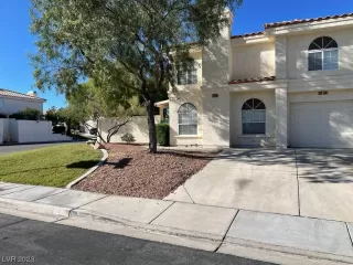 Photo #3: 2529952 Listing 