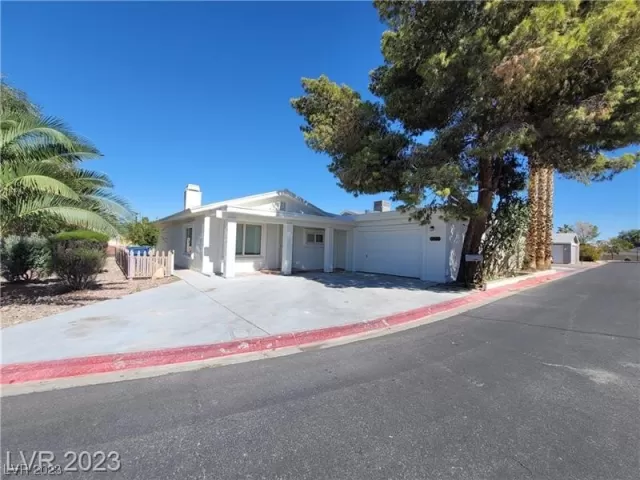 MLS: 2529977 Condo For Sale