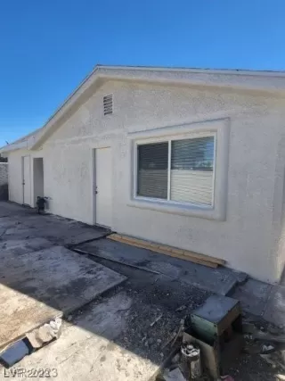 Photo #3: 2529977 Listing