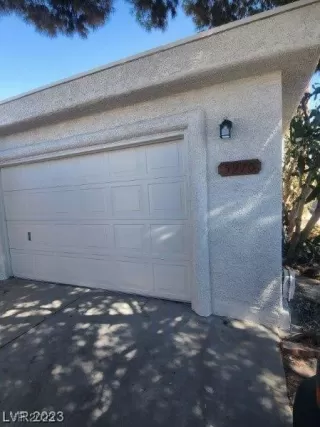 Photo #4: 2529977 Listing