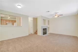 Photo #3: 2530007 Listing 