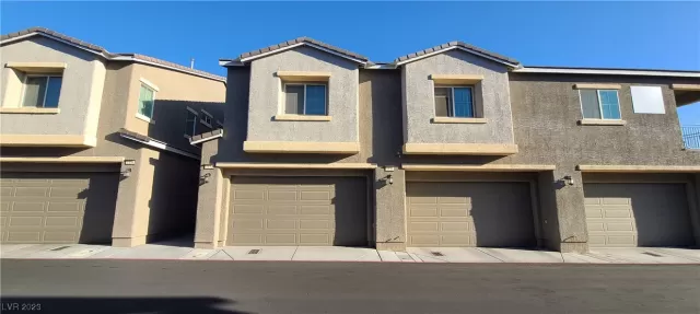 MLS: 2530018 Condo For Sale