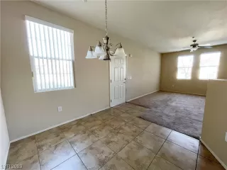 Photo #5: 2530020 Listing 