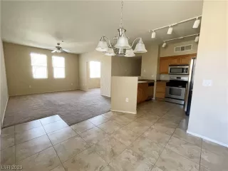 Photo #6: 2530020 Listing 