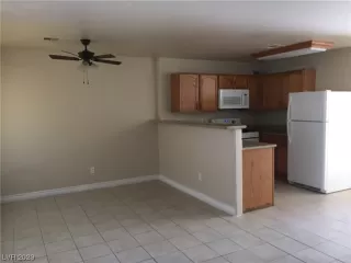 Photo #1: 2530035 Listing 