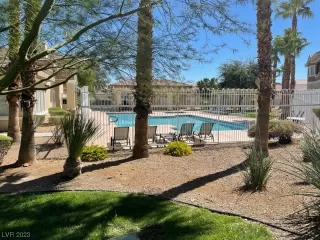 Photo #2: 2530054 Listing