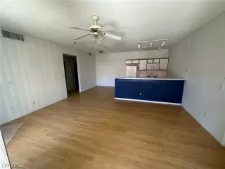 Photo #2: 2530085 Listing