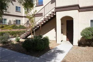 Photo #3: 2530102 Listing 