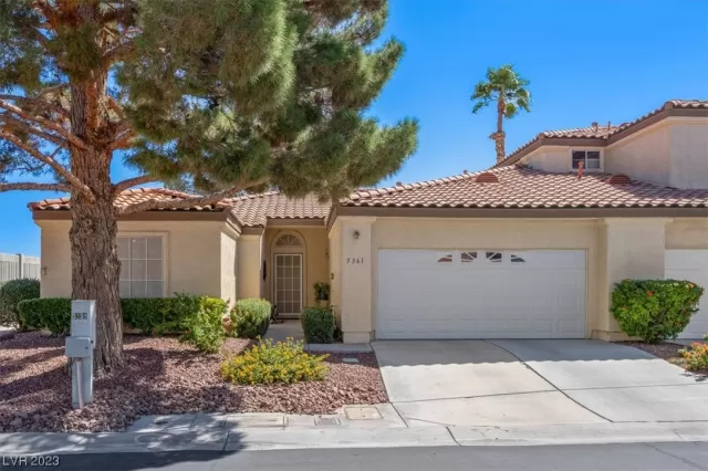 MLS: 2530104 Condo For Sale