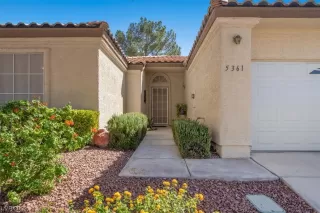 Photo #1: 2530104 Listing 