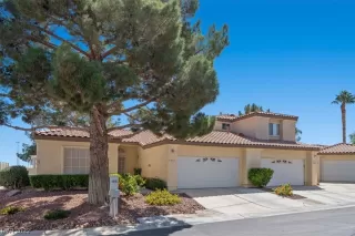 Photo #2: 2530104 Listing 