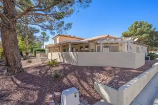 Photo #4: 2530104 Listing 