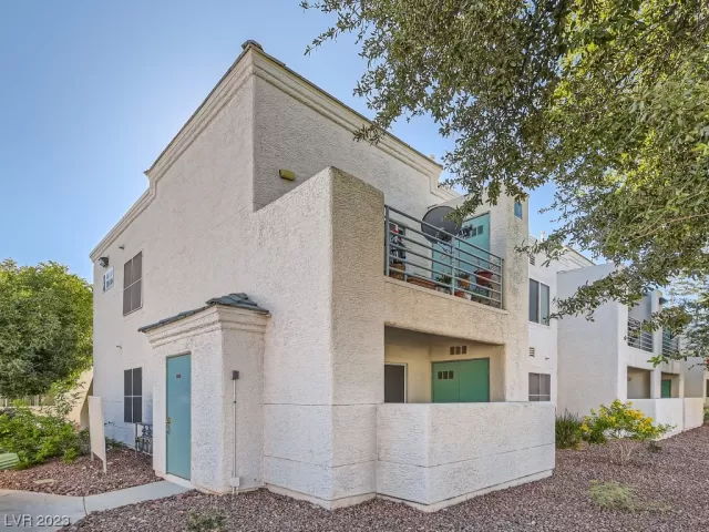 MLS: 2530109 Condo For Sale