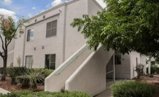 Photo #1: 2530109 Listing