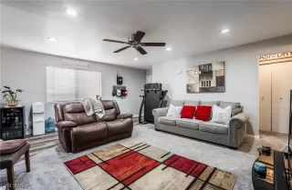 Photo #4: 2530122 Listing 