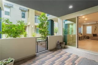 Photo #6: 2530131 Listing 