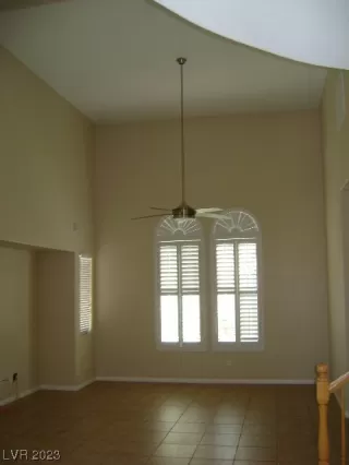 Photo #5: 2530164 Listing 