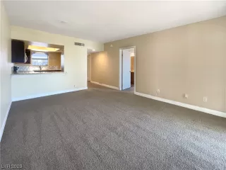 Photo #2: 2530170 Listing 