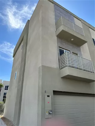 Photo #1: 2530172 Listing 