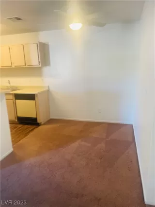 Photo #3: 2530209 Listing 