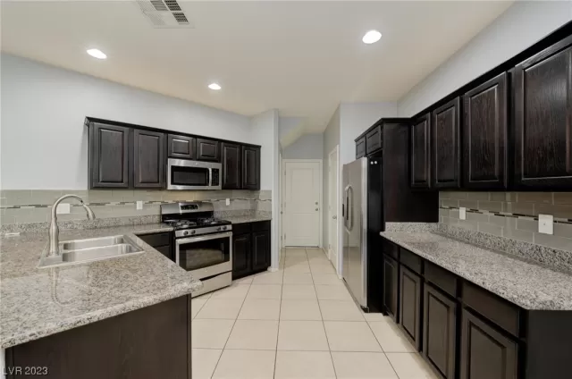 MLS: 2530227 Condo For Sale