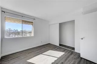 Photo #4: 2530264 Listing