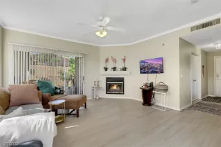 Photo #2: 2530287 Listing