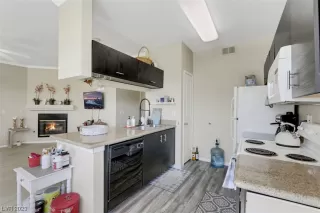 Photo #4: 2530287 Listing