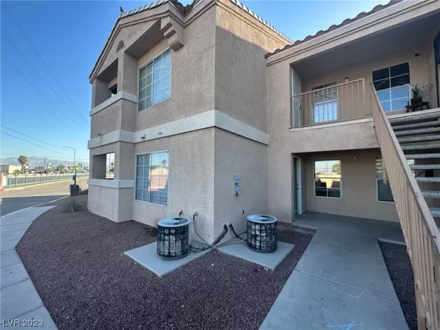 MLS: 2530298 Condo For Sale