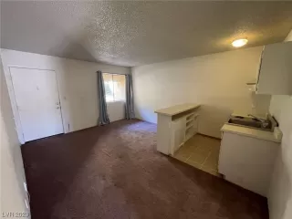 Photo #6: 2530302 Listing 