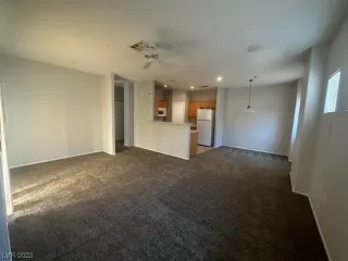 Photo #5: 2530317 Listing 