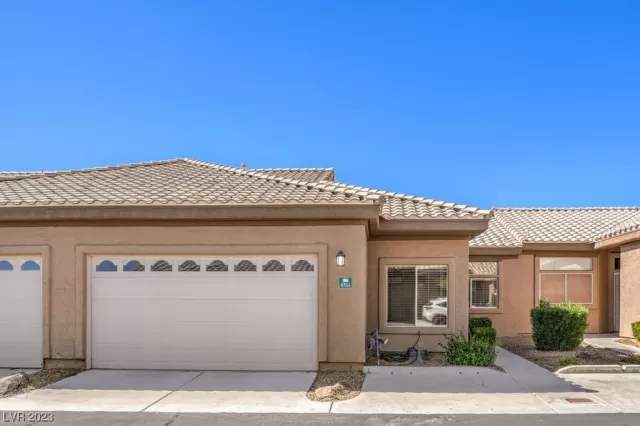 MLS: 2530319 Condo For Sale