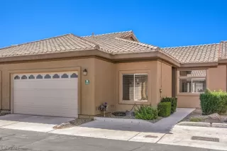 Photo #2: 2530319 Listing