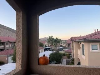 Photo #5: 2530335 Listing 