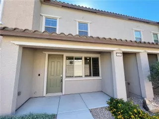 Photo #1: 2530362 Listing 