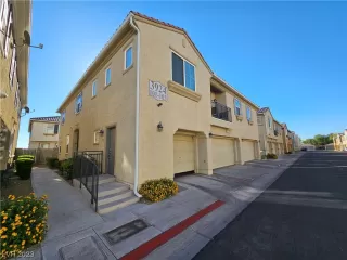 Photo #1: 2530370 Listing 