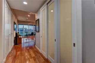 Photo #2: 2530375 Listing