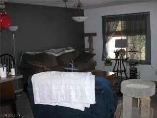 Photo #2: 2530383 Listing