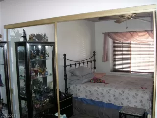 Photo #6: 2530383 Listing