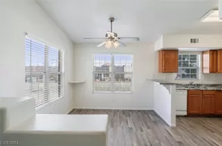 Photo #3: 2530393 Listing