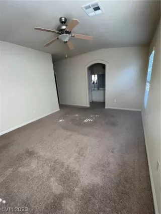 Photo #2: 2530401 Listing 