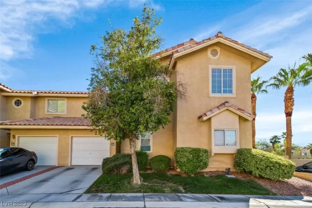 MLS: 2530409 Condo For Sale