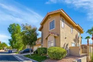 Photo #2: 2530409 Listing 